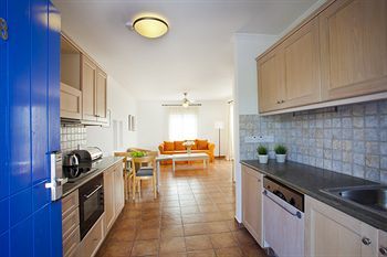 Apartamento Aliathon Holiday Village