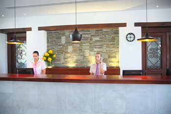 Apartamento Aliathon Holiday Village