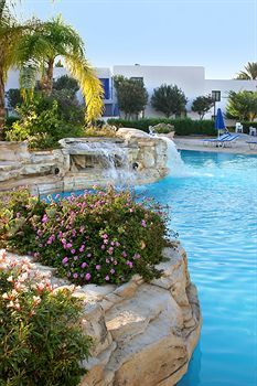 Apartamento Aliathon Holiday Village