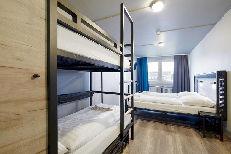 Hotel A&O D�sseldorf Hauptbahnhof