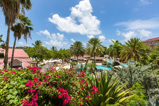 Hotel Pineapple Beach Club