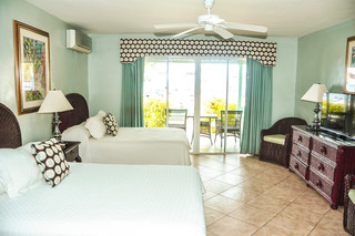 Hotel Pineapple Beach Club