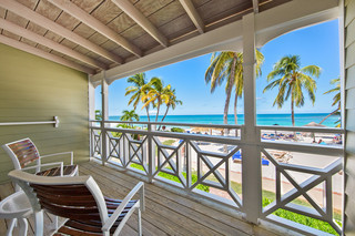 Hotel Pineapple Beach Club
