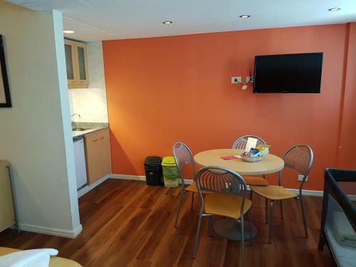 Aparthotel Intersur Suites
