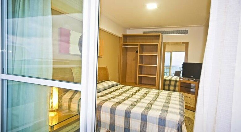 Coral Plaza Apart Hotel