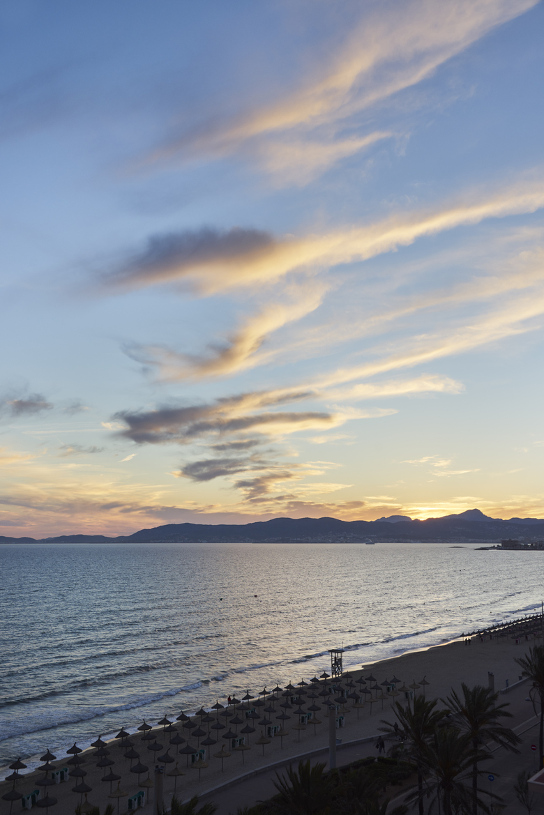 Hotel Pure Salt Garonda