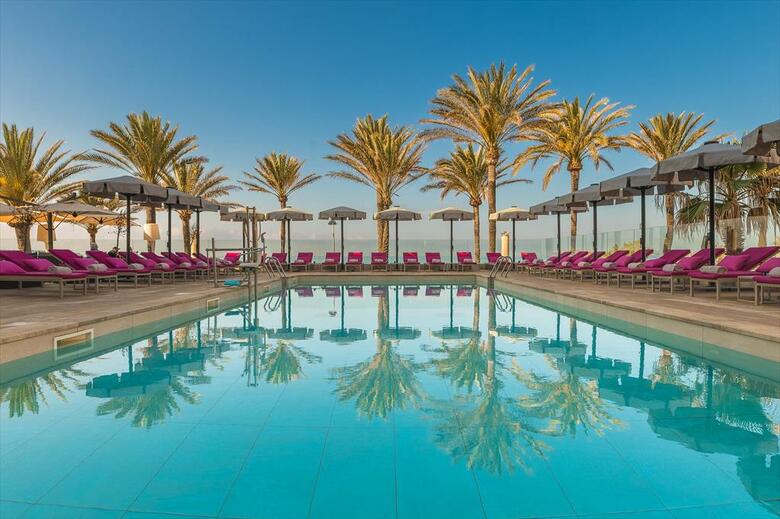 Hotel Pure Salt Garonda