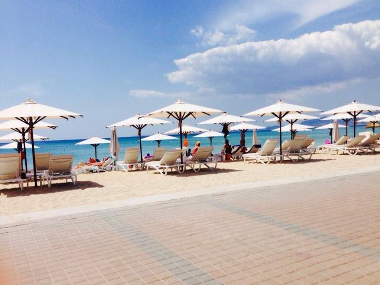Hotel Pure Salt Garonda