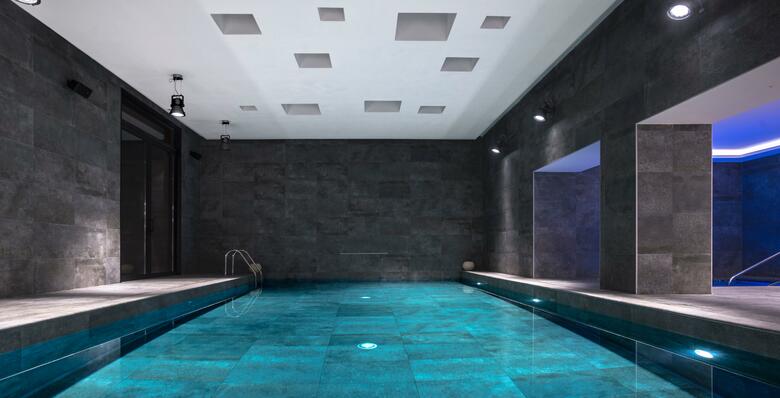 Hotel Pure Salt Garonda