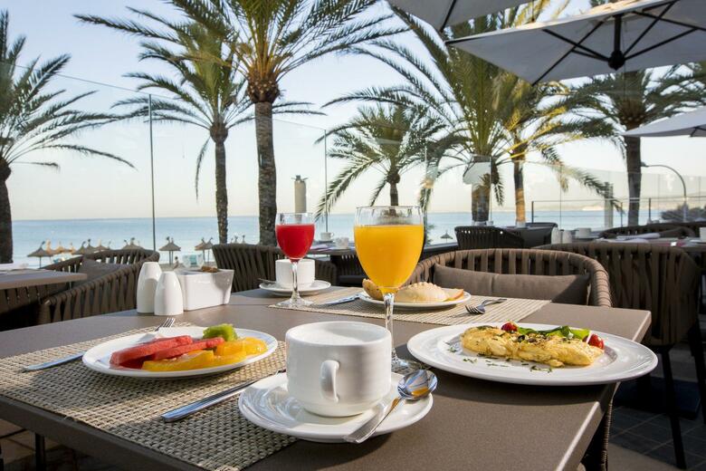 Hotel Pure Salt Garonda