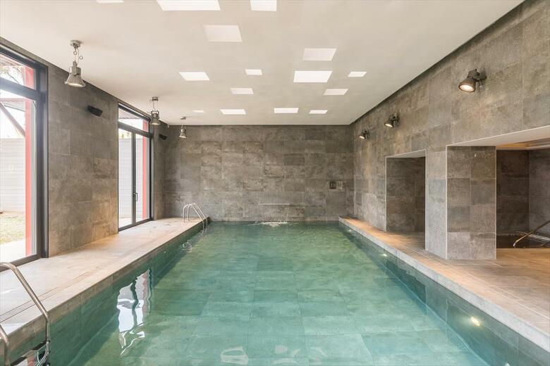Hotel Pure Salt Garonda