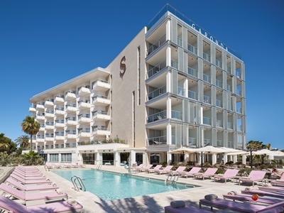 Hotel Pure Salt Garonda