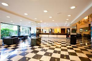 Hotel Pure Salt Garonda