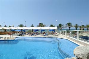 Hotel Pure Salt Garonda