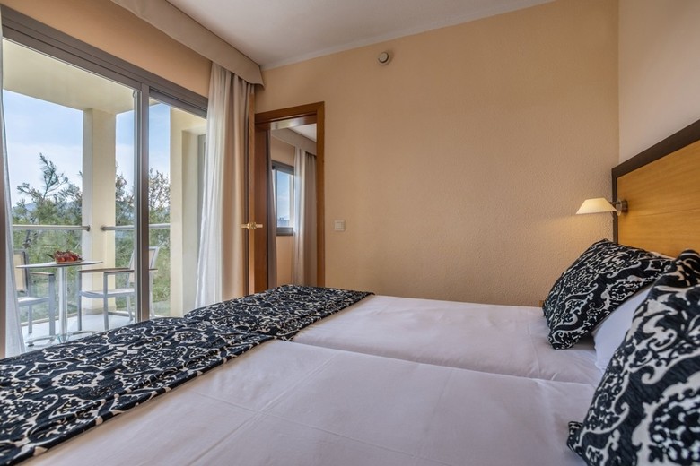 Hotel Zafiro Tropic
