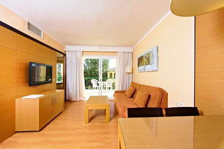 Hotel Zafiro Tropic