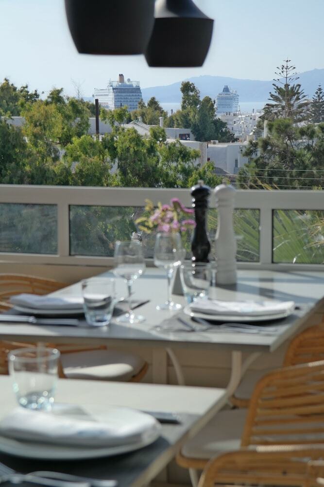 Hotel Semeli