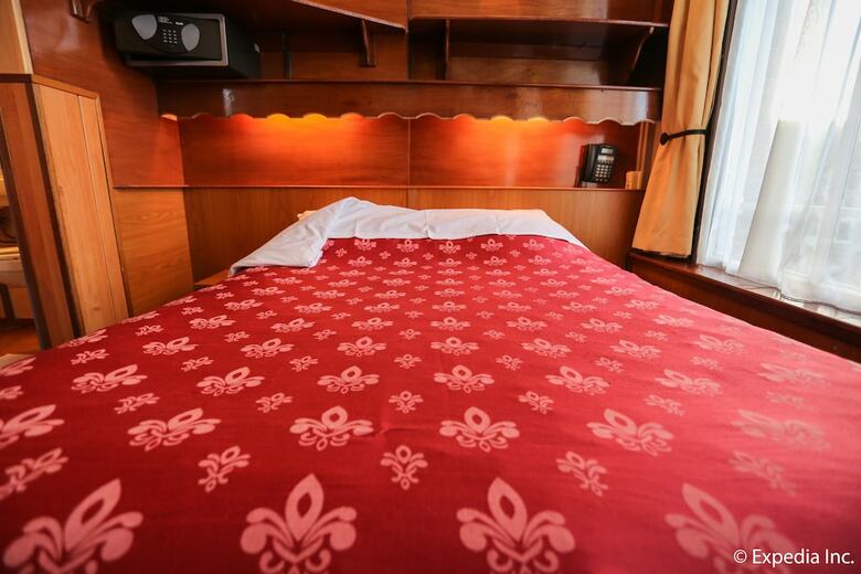 Hotel Nadia