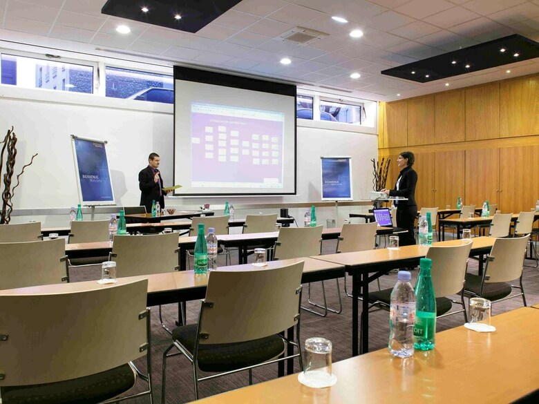 Hotel Novotel Porte D`orleans