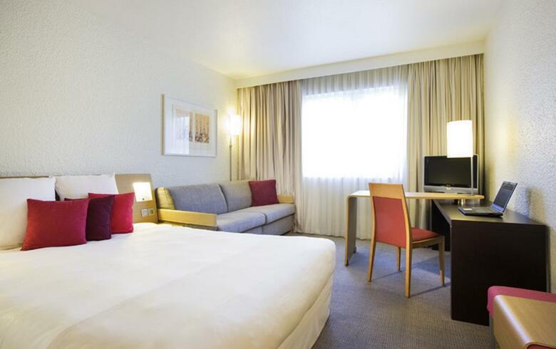 Hotel Novotel Creteil Le Lac
