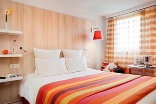 Hotel Mercure Pau Palais Sports