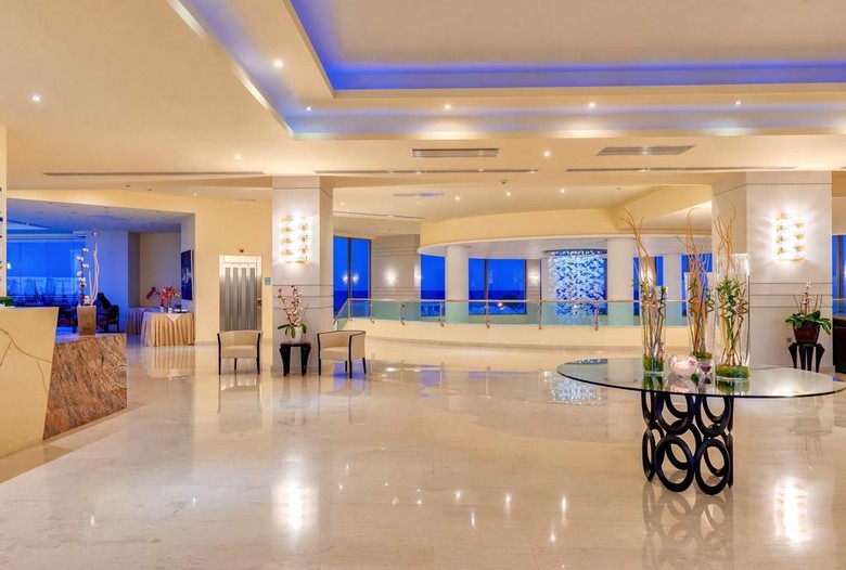 Hotel Apollo Blue Palace
