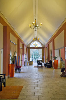Posada Protea Hotel By Marriott Zambezi River Lodge