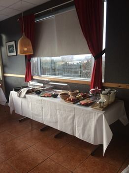 North West Hotel & Restaurant