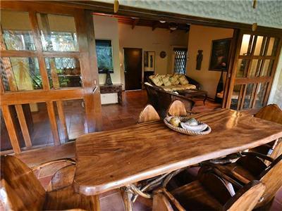 Canciones Del Mar Hotel