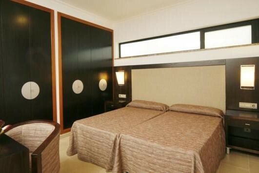 Apartamentos Jade