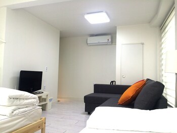 Hotel Myeongdong Artmonstay Guesthouse