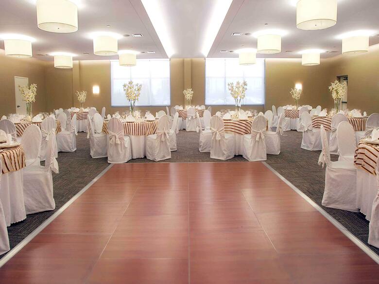 Hotel Novotel Montreal Airport