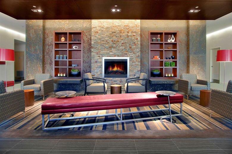 Hotel Novotel Montreal Airport
