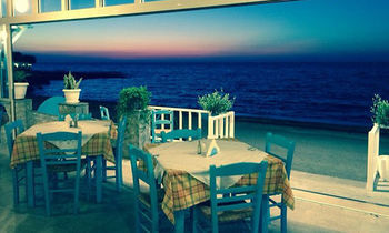 Aparthotel Socrates Apartments & Restaurant