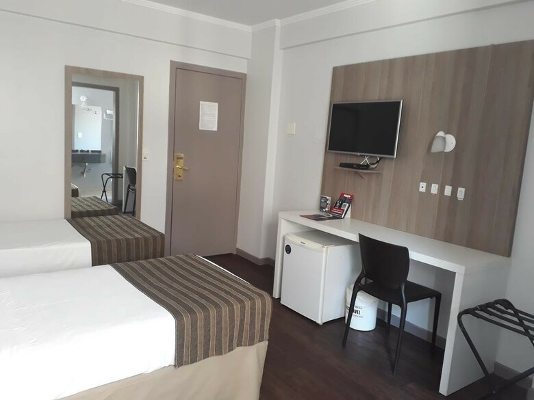 Hotel Valerim Plaza - Centro