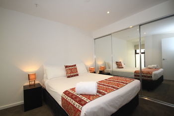 Rnr Serviced Apartments North Melbourne