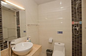 Beijing Saga International Youth Hostel