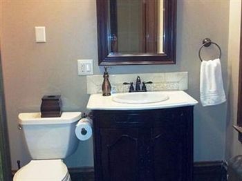 Walton Manor Inn Bed & Breakfast