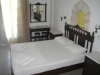 Maistrali Studios & Apartments