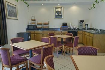 Hotel Americas Best Value Inn