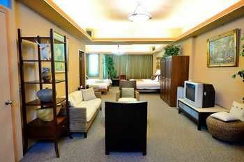 Hotel Mei Lun 85 Bed And Breakfast