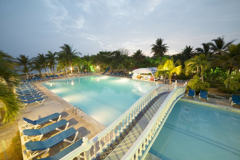 Hotel Cocoliso Isla Resort