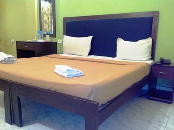 Hotel Royal Mirage Beach Resort