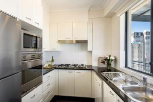 Hotel Regis On Castlereagh
