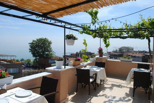 Hotel Buhara Family Inn
