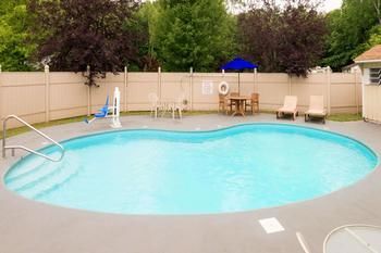 Hotel Baymont Inn & Suites West Lebanon
