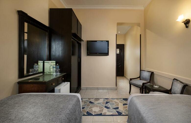 Hotel Holidays Express