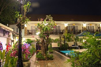 Angkor Boutique Tropic Hotel