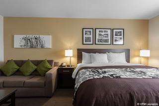 Hotel Sleep Inn & Suites