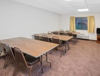 Hotel Super 8 Sawyer Michigan